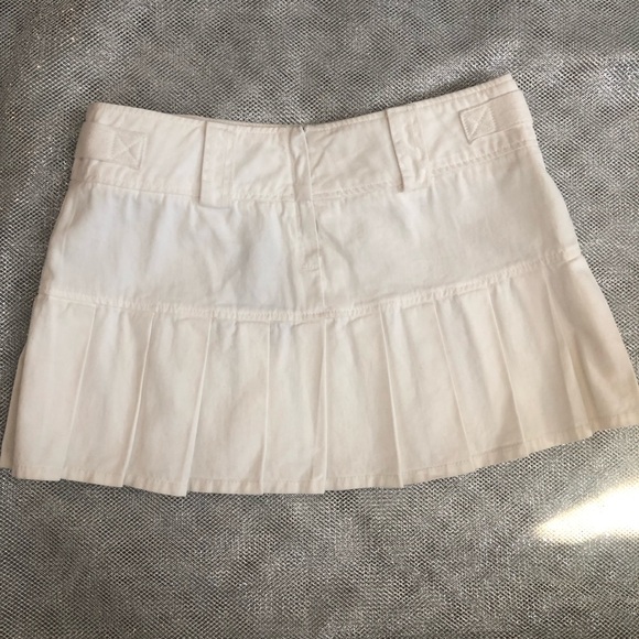 Juicy Couture Vintage Mini Denim Skirt Ivory White Large NWT! - Picture 4 of 9